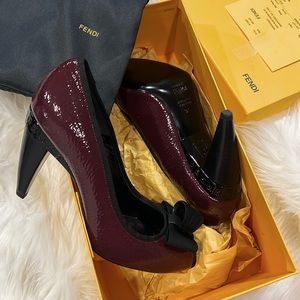 NIB $515 Fendi burgundy peep toe heels